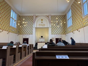 Farní kostel Českobratrské církve evangelické na Žižkově s prvky pozdní secese a kubismu