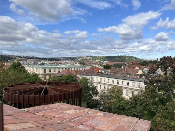 Panorama Prahy z hradeb Bastionu – skryté vyhlídkové místo objevené Audioturistkou